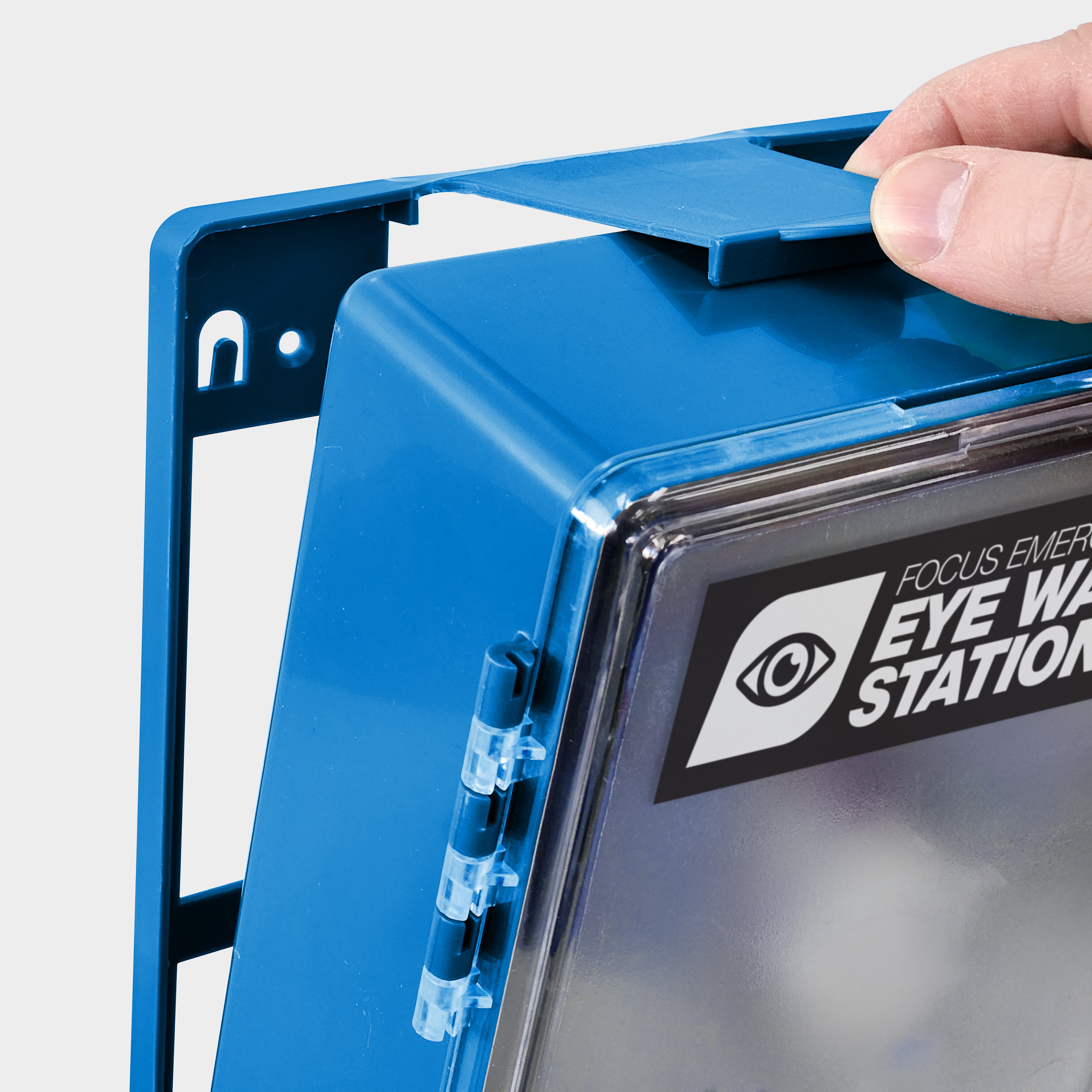 FastAid Focus™ Emergency Eye Wash Station
