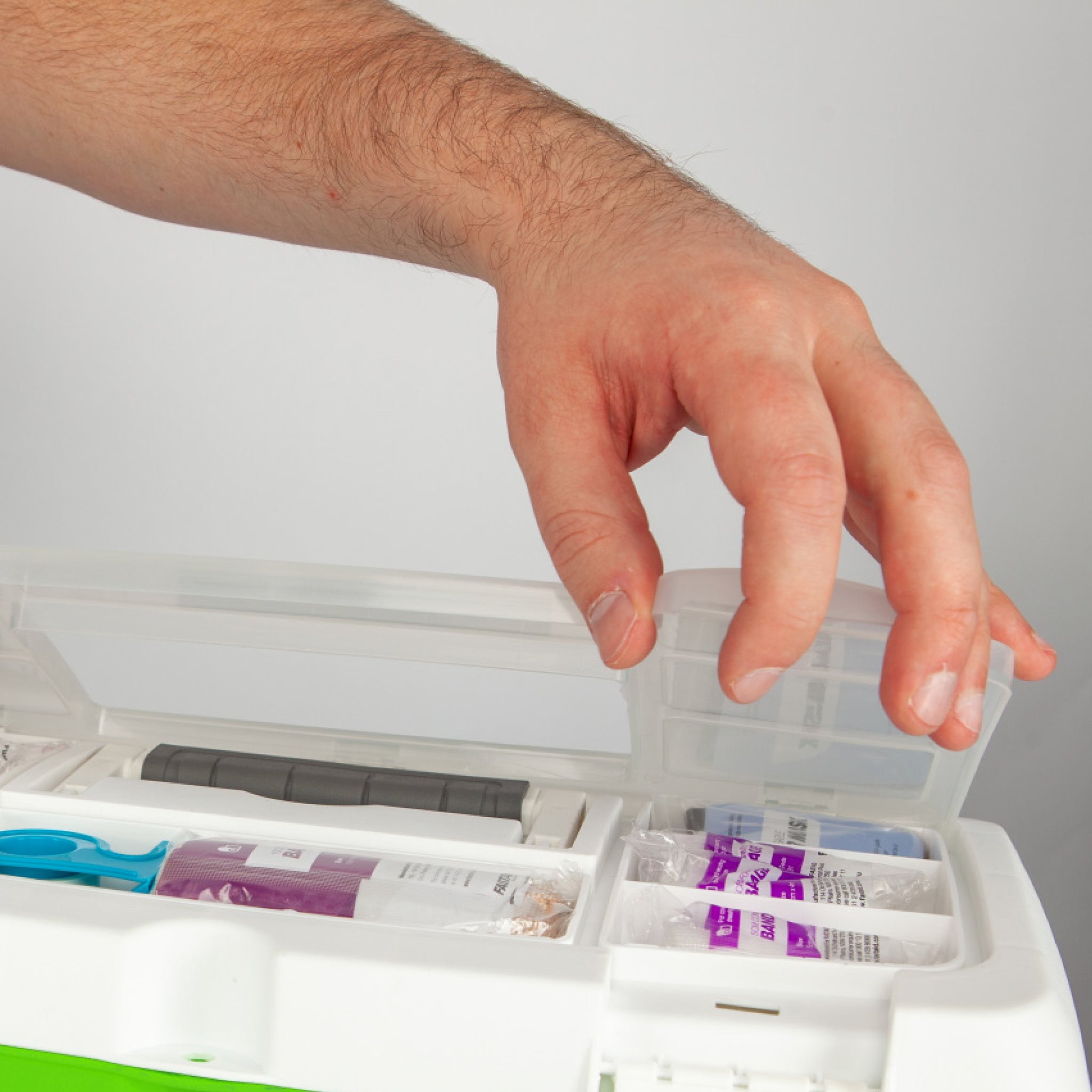 FastAid R2 Constructa Max™ Tackle Box First Aid Kit