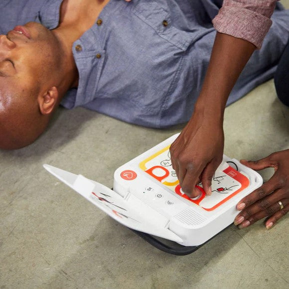 FastAid Lifepak CR2 Essential Fully-Automatic Public Access Defibrilla